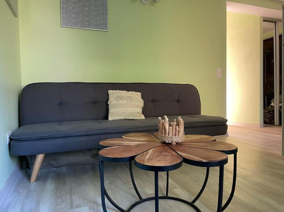Prime 2Br/Ba Apt Next To Main Station & Olympic Center Liepaja Bagian luar foto
