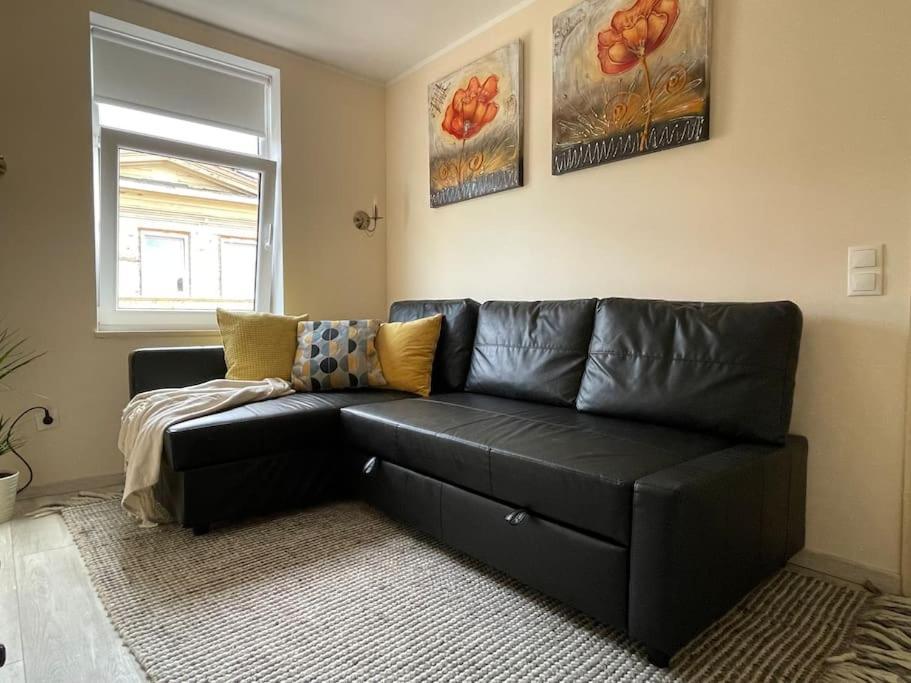 Prime 2Br/Ba Apt Next To Main Station & Olympic Center Liepaja Bagian luar foto